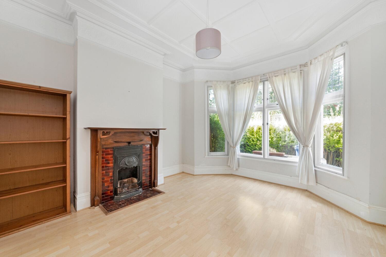 House Ruskin Walk in Greater London