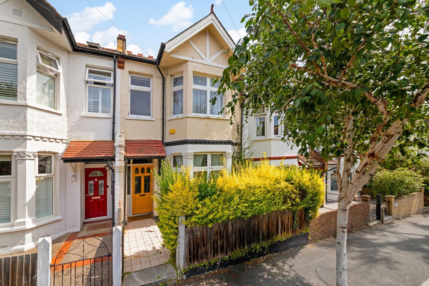 House Ruskin Walk in Greater London