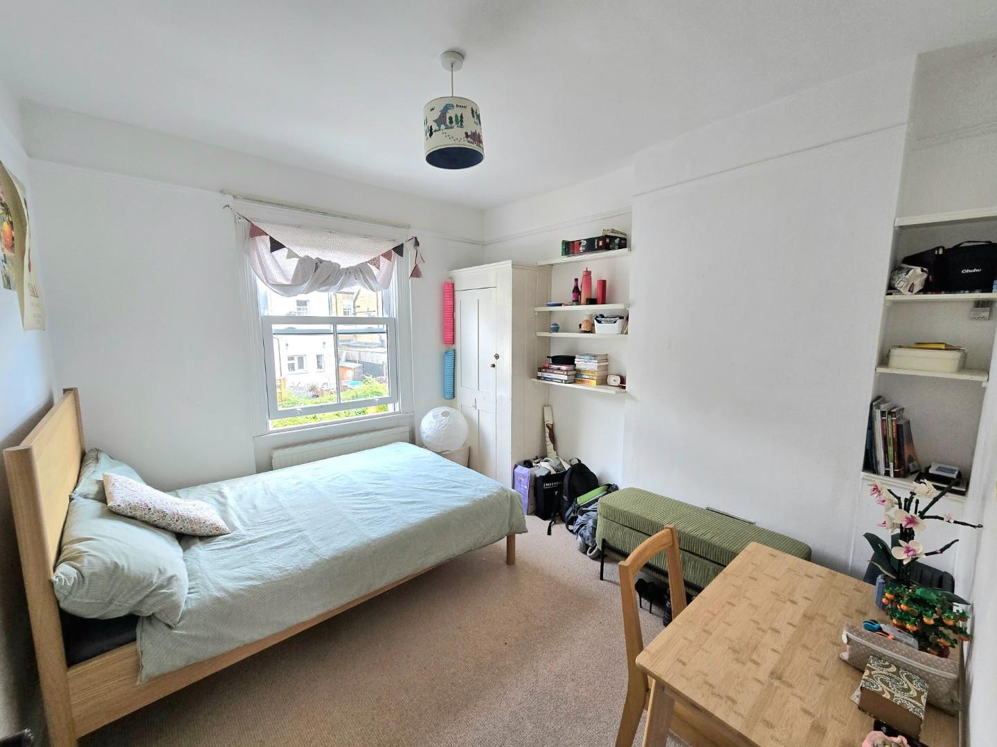 House Ruskin Walk in Greater London
