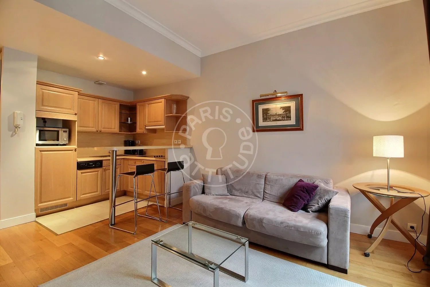 Appartement Rue de Berri à Paris