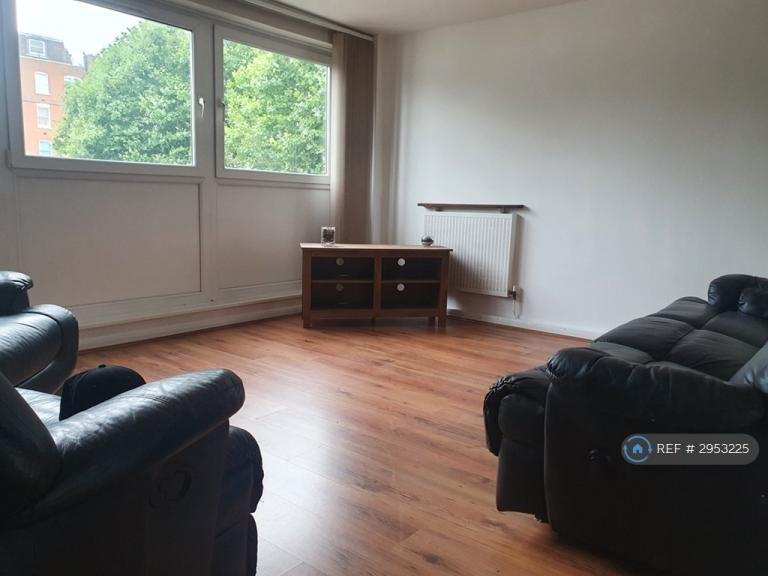 House Whitton Walk in Greater London
