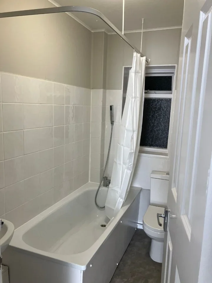 Flat Northbrook Road in Greater London