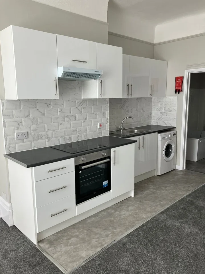 Flat Northbrook Road in Greater London