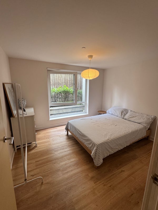 Room Shacklewell Lane in Greater London