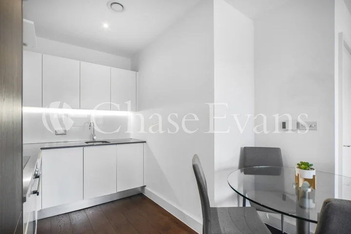 Flat Duke of Wellington Avenue in Greater London