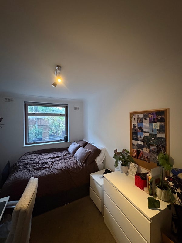 Room Alwyne Square in Greater London