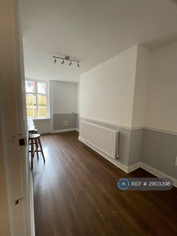 Flat Woodside in Sunderland