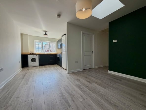 House Enstone Close in Swindon