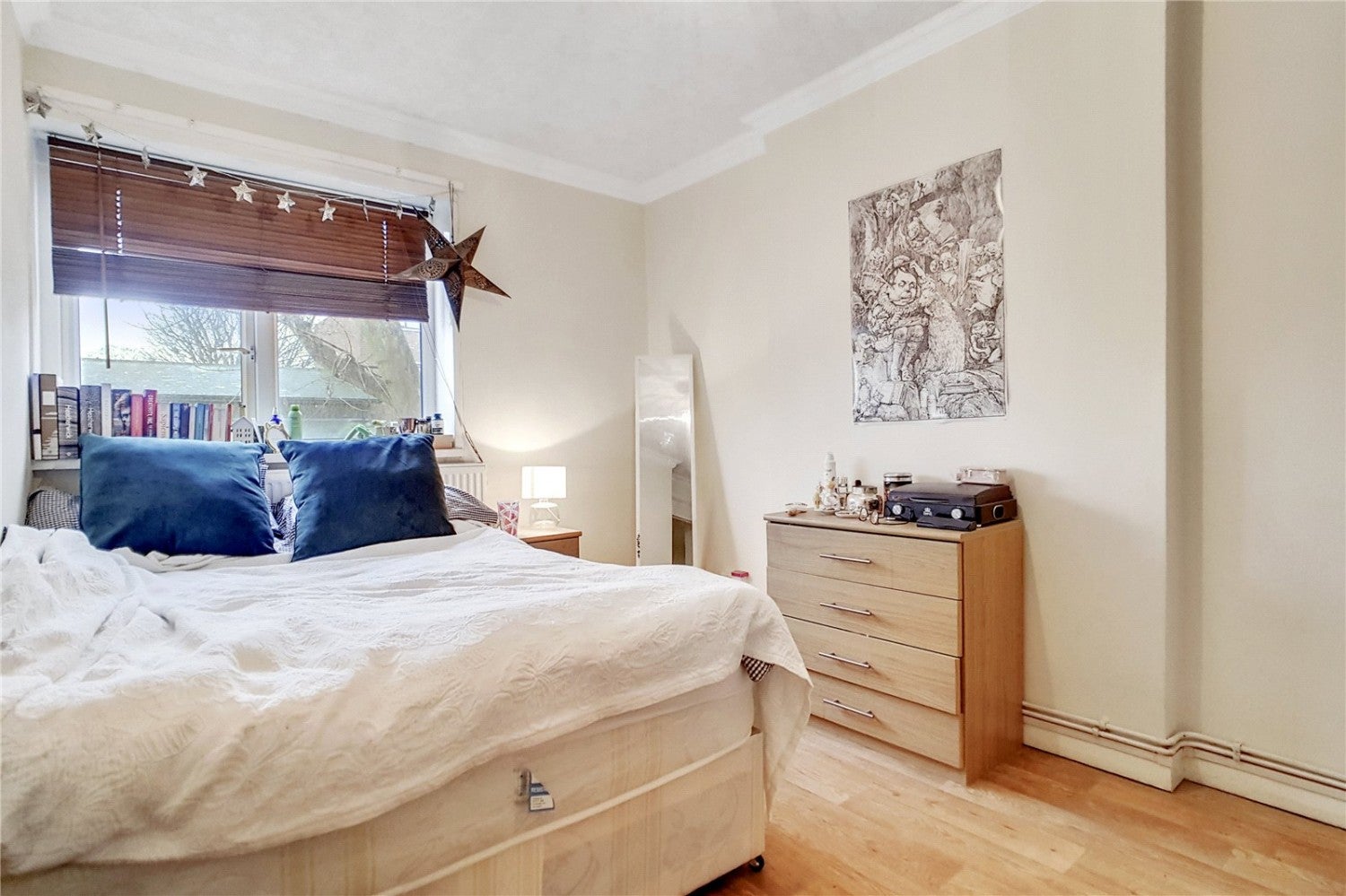 House Ashby Grove in Greater London