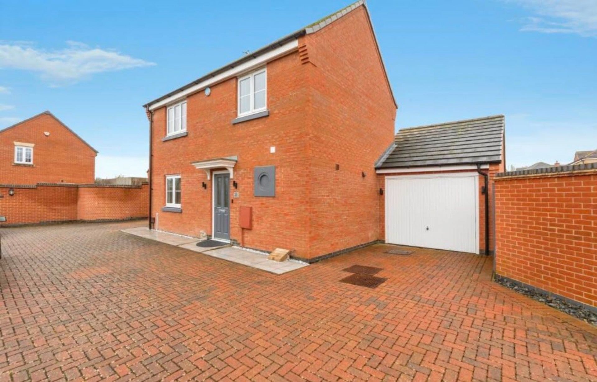 House Foxglove Avenue in Harborough