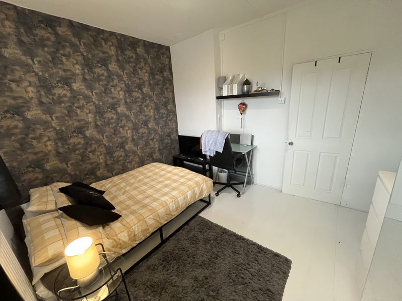 Room Tarling Street in Greater London