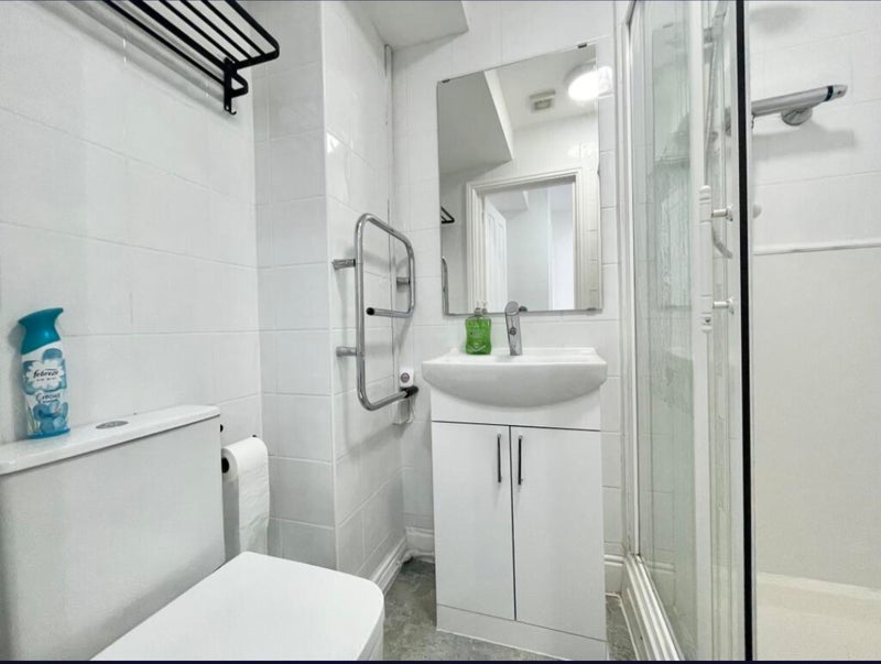 Room Neill Road in Sheffield