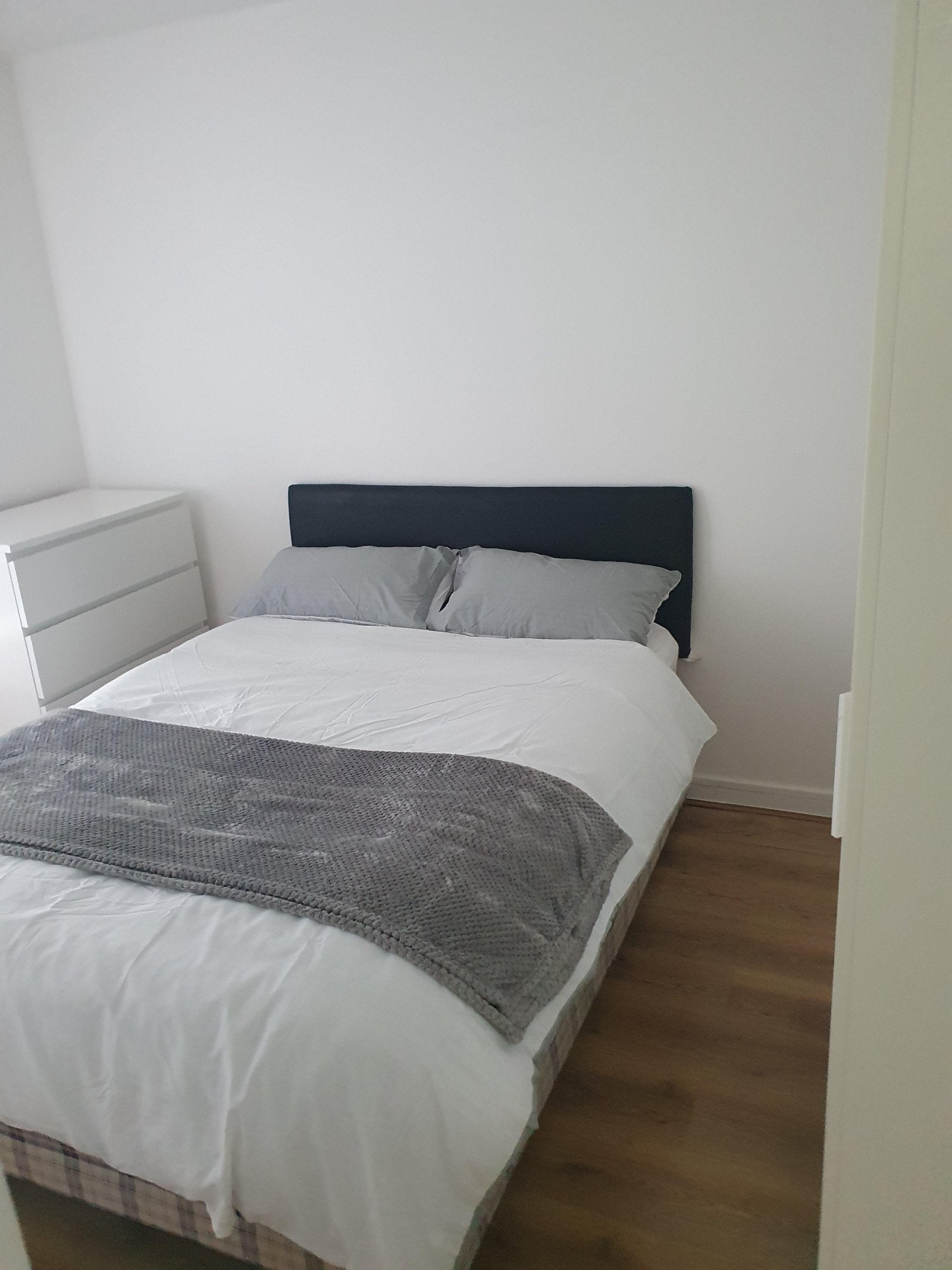 Flat Goodrick Way in Birmingham