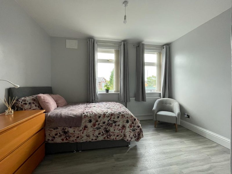 Room Kenton Lane in Newcastle upon Tyne