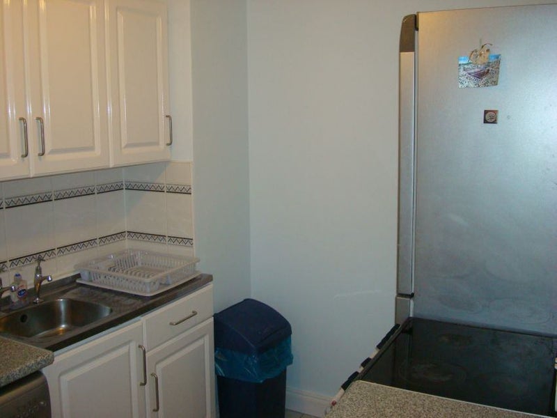 Room Inville Road in Greater London