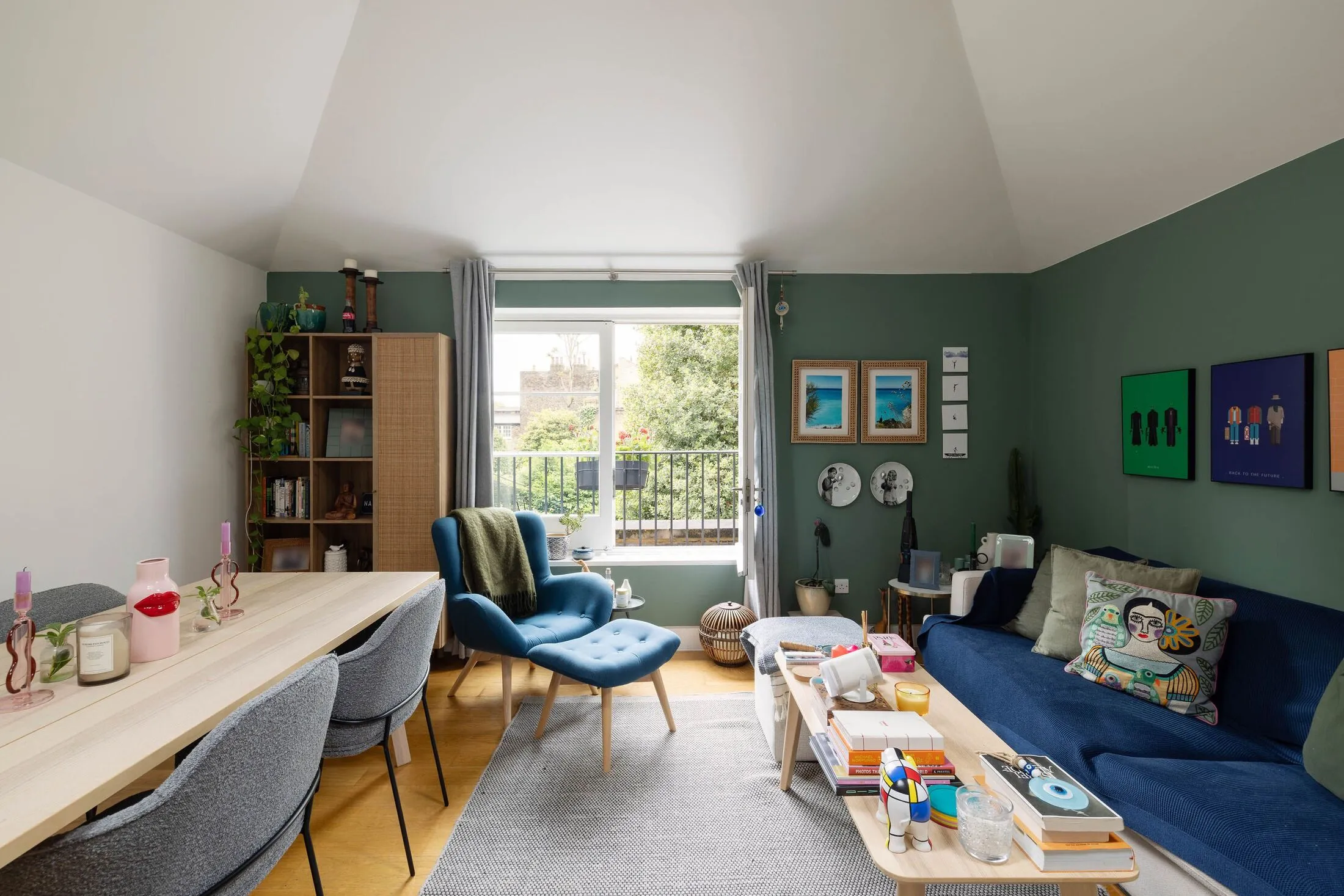 Flat Oakley Street in Greater London