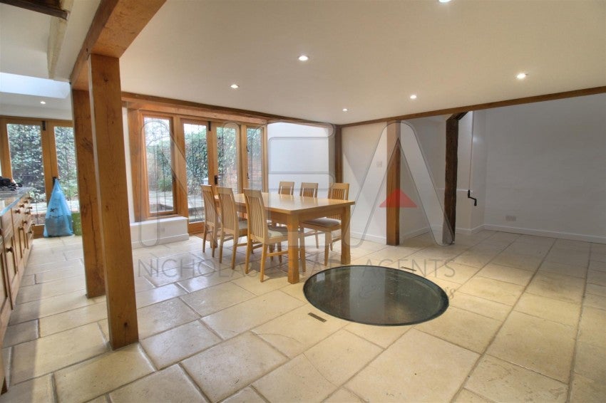 House Pearson Road in Sonning