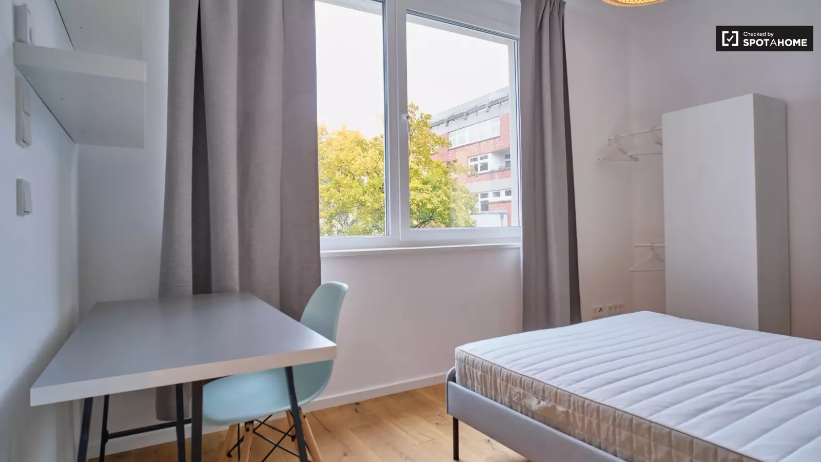 Zimmer Nazarethkirchstraße in Berlin