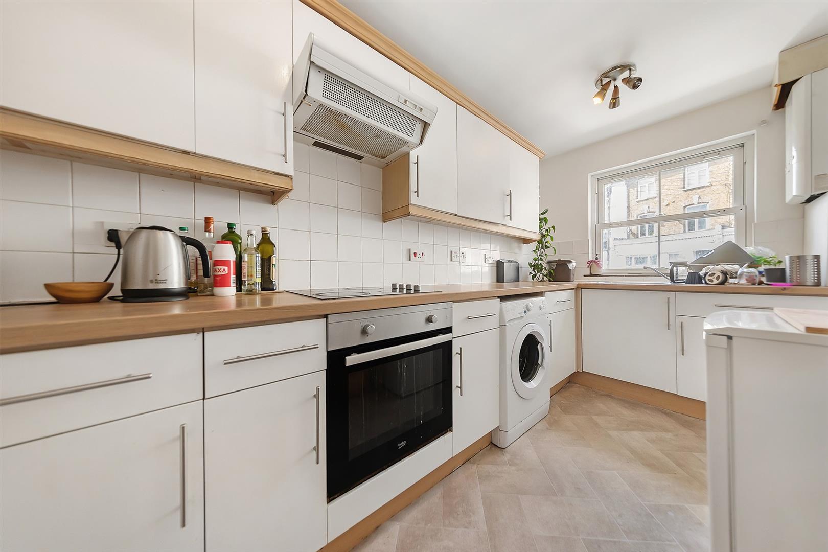 Room Friary Road in Greater London