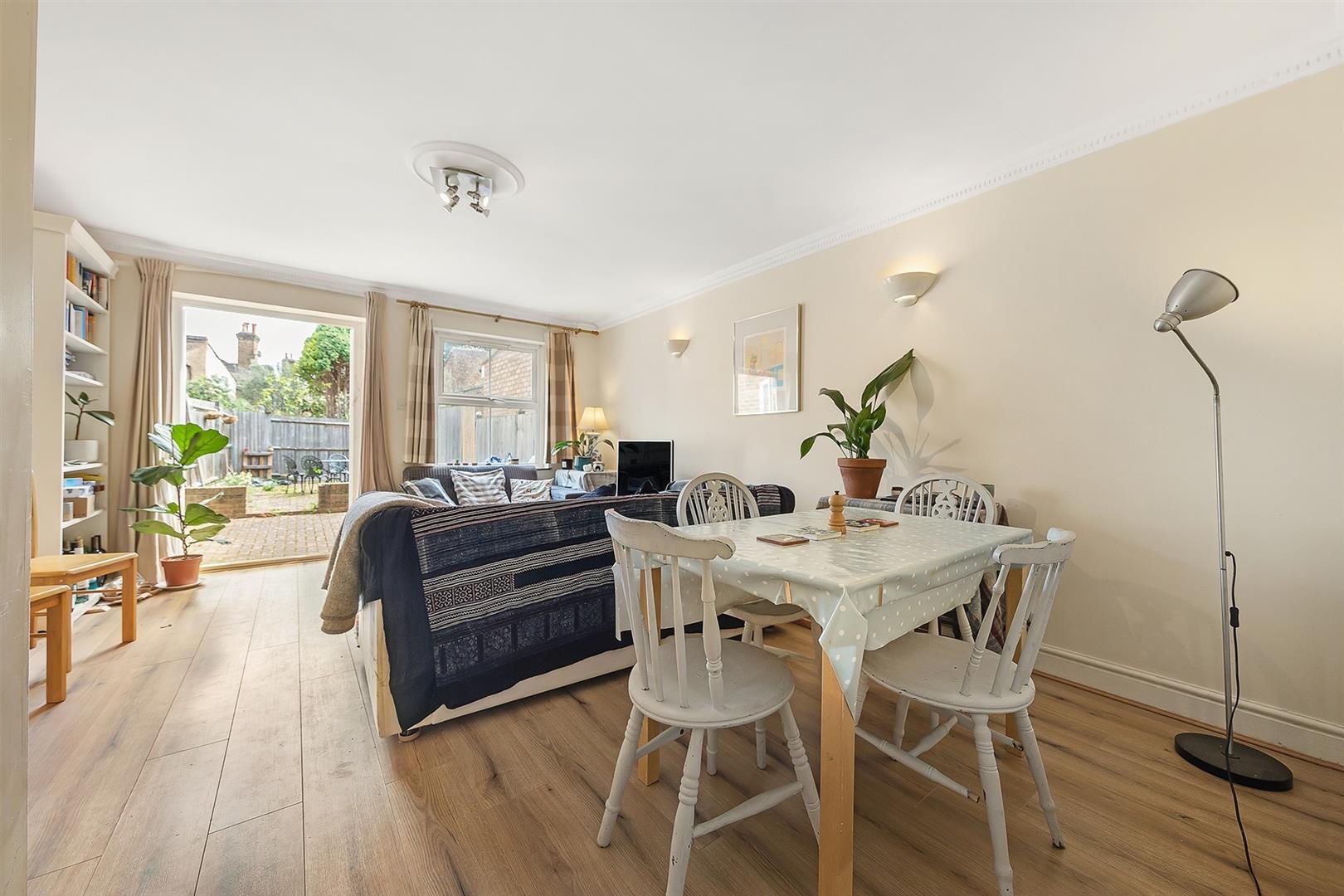 Room Friary Road in Greater London