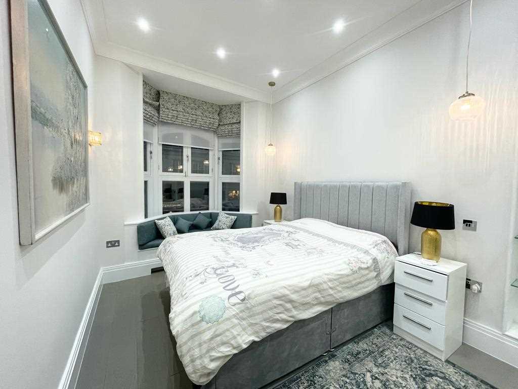 Flat Berkeley Street in City of Westminster