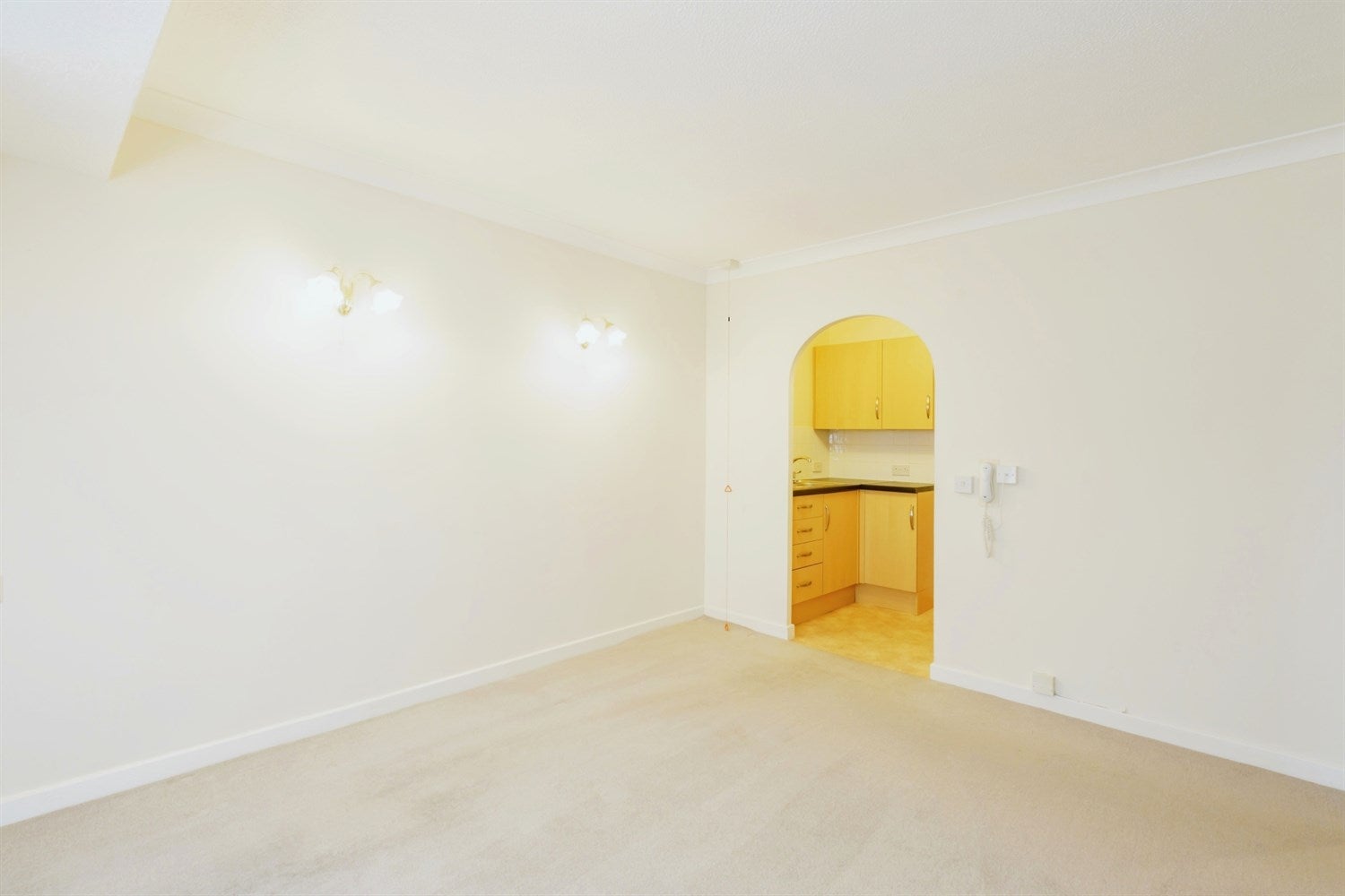 Flat Aldwick Road in Arun