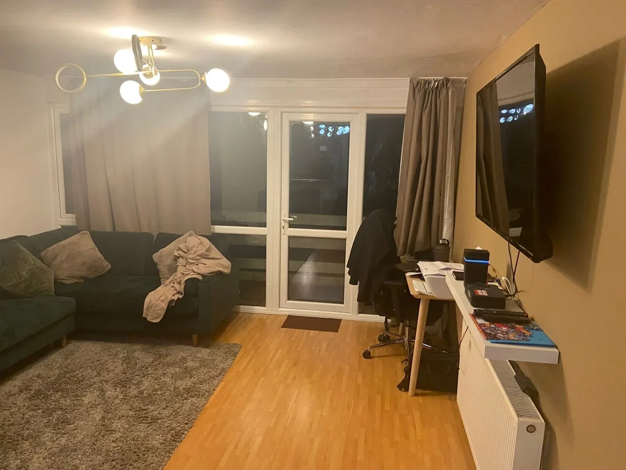 House Dunster Crescent in Greater London