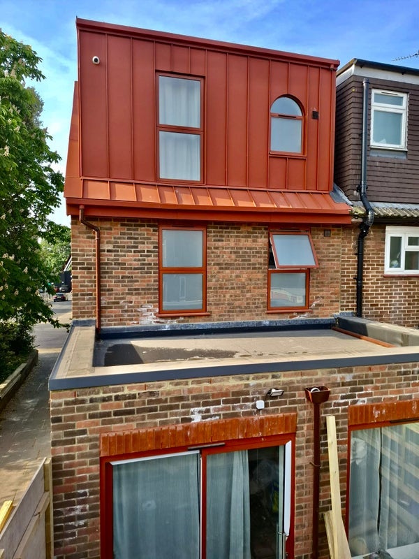 Room College Road in Greater London