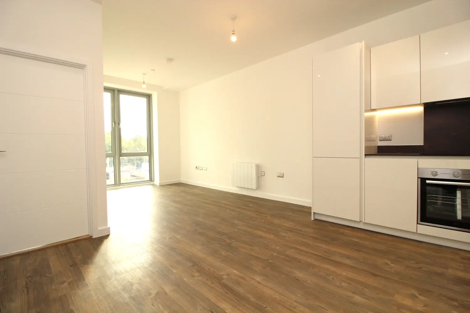 Flat Clive Road in Brentwood