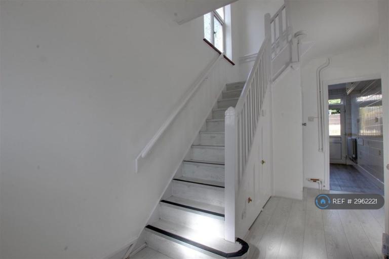 House Willow Walk in Greater London
