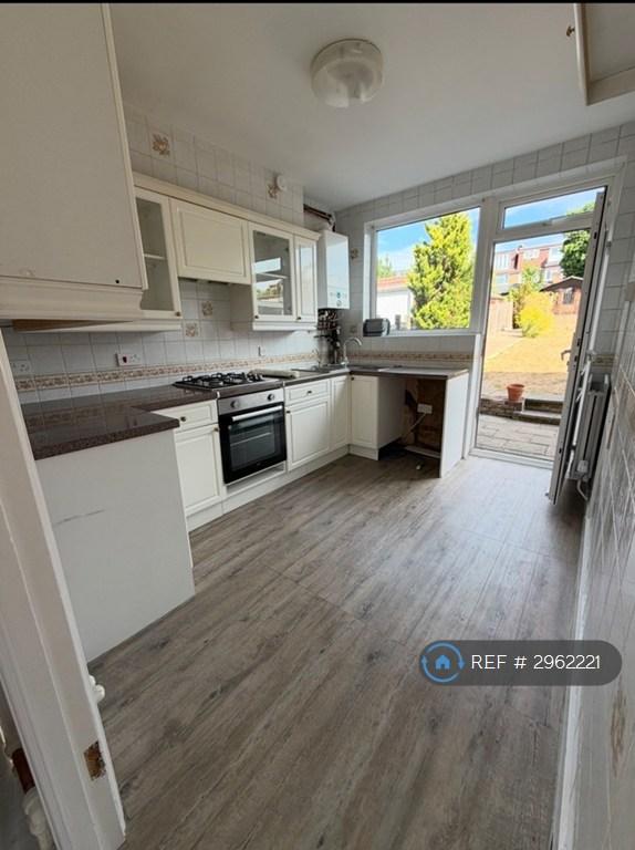 House Willow Walk in Greater London