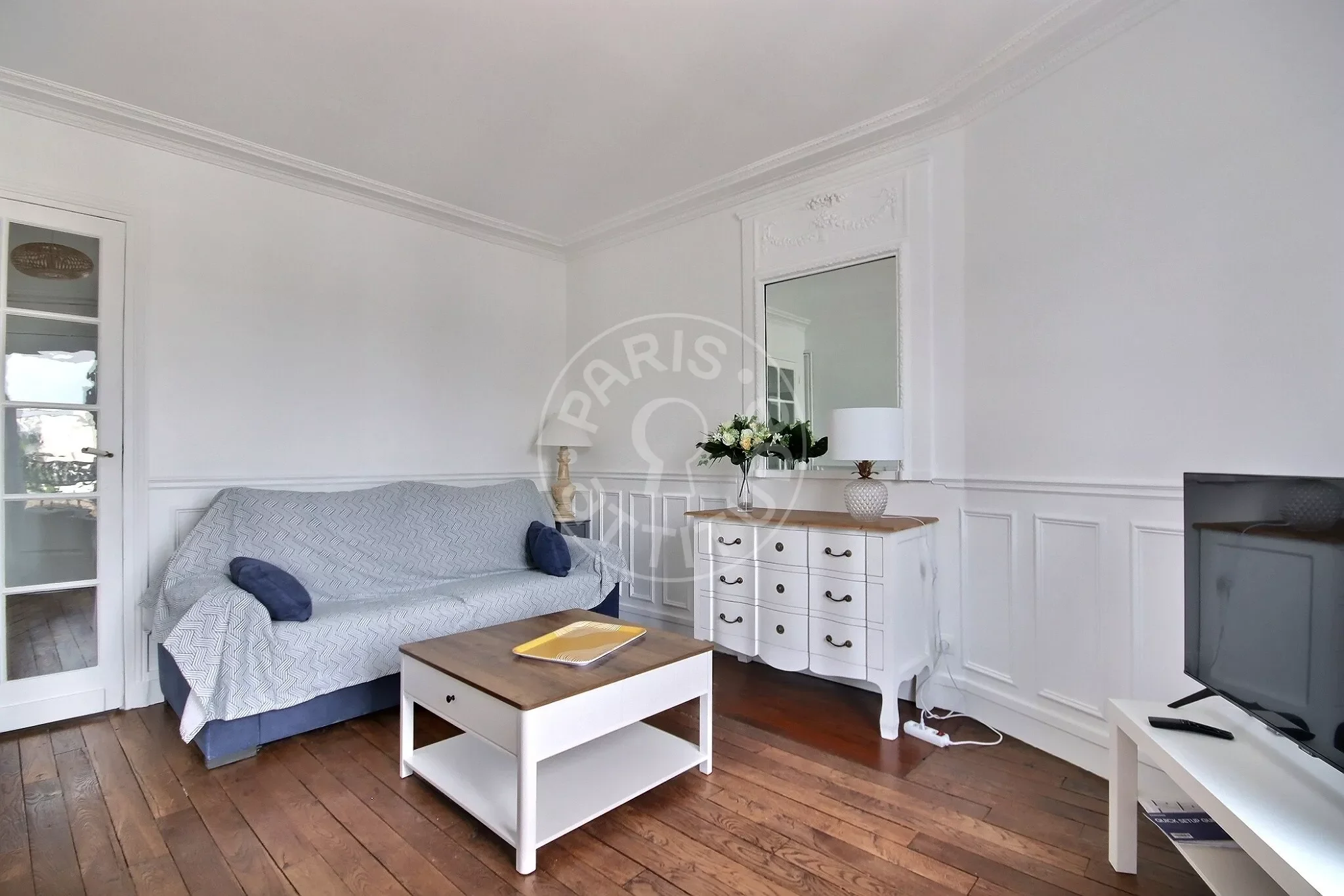 Flat Rue de la Jonquière in Paris