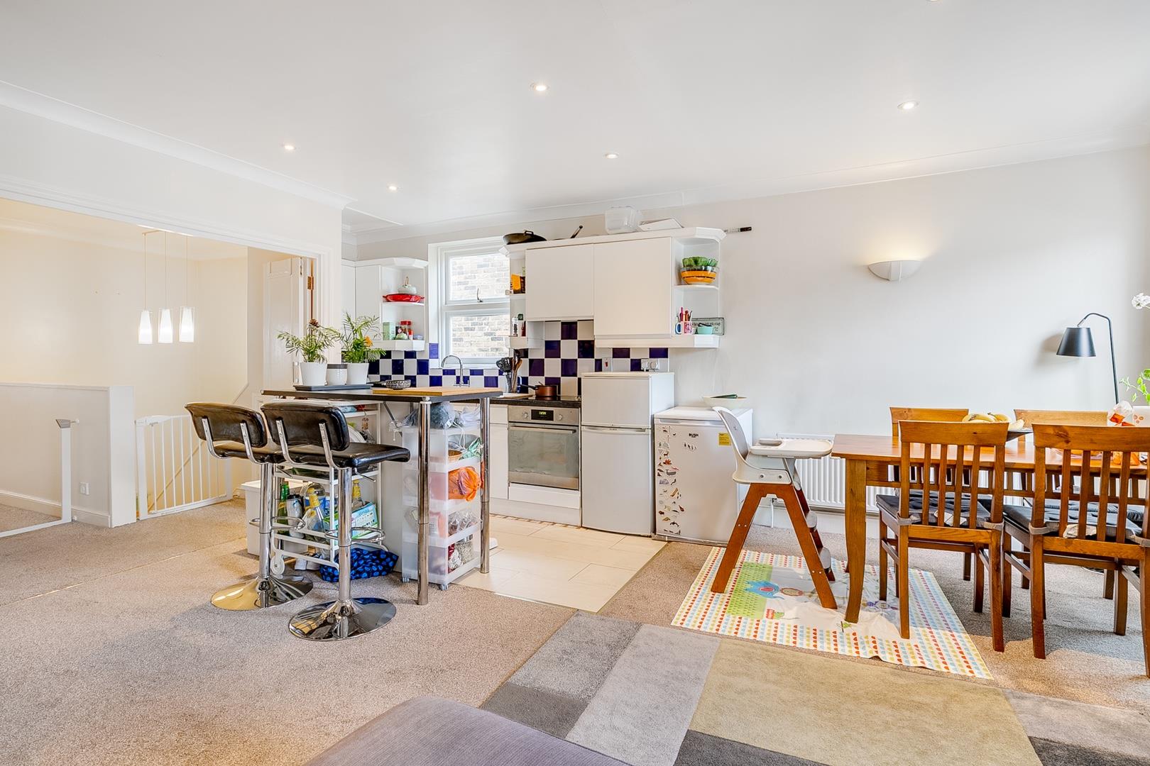 Flat Arlington Gardens in Greater London