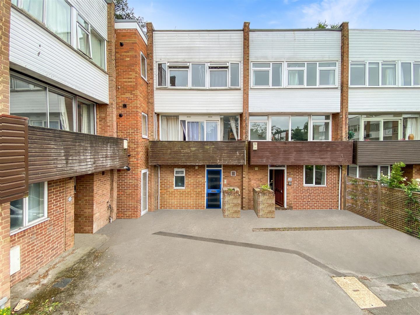 House Horwood Close in Oxford
