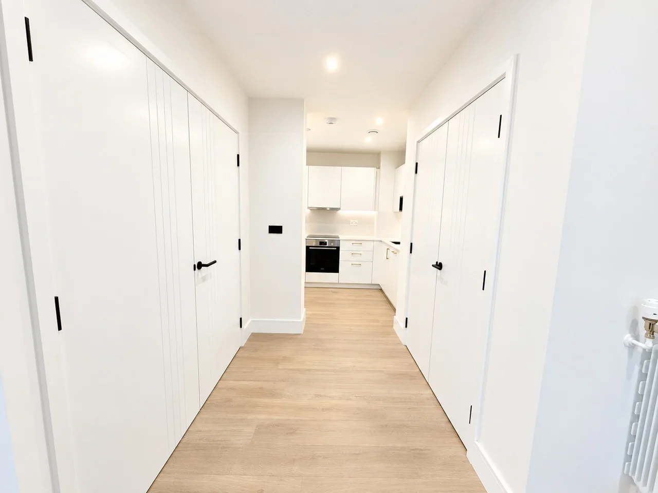 Flat Clarence Passage in Greater London