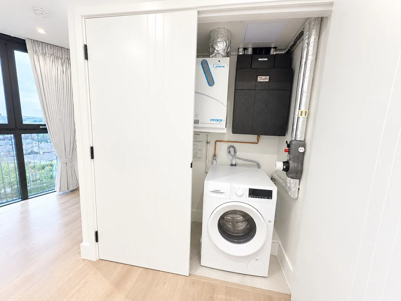 Flat Clarence Passage in Greater London