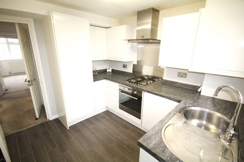Flat Packhorse Road in Gerrards Cross