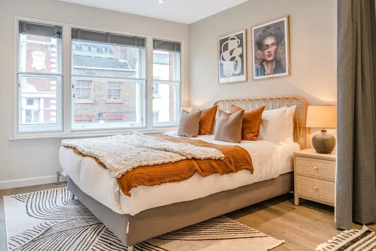 Flat Wardour Street in City of Westminster
