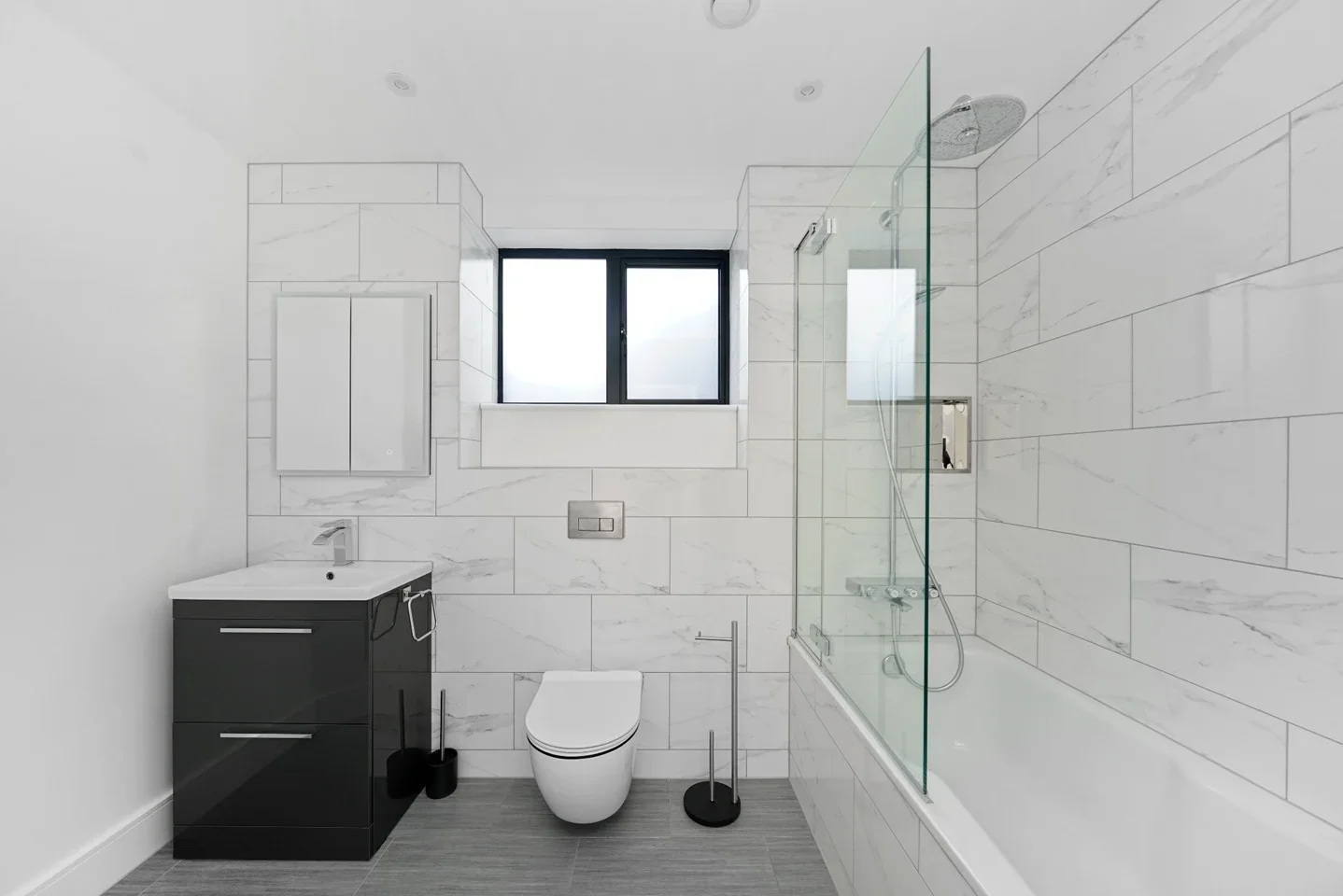 Flat Coomer Place in Greater London