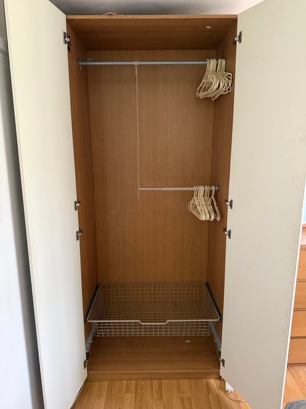 Room Meadow Close in Greater London