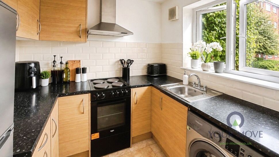 Flat John Williams Close in Greater London