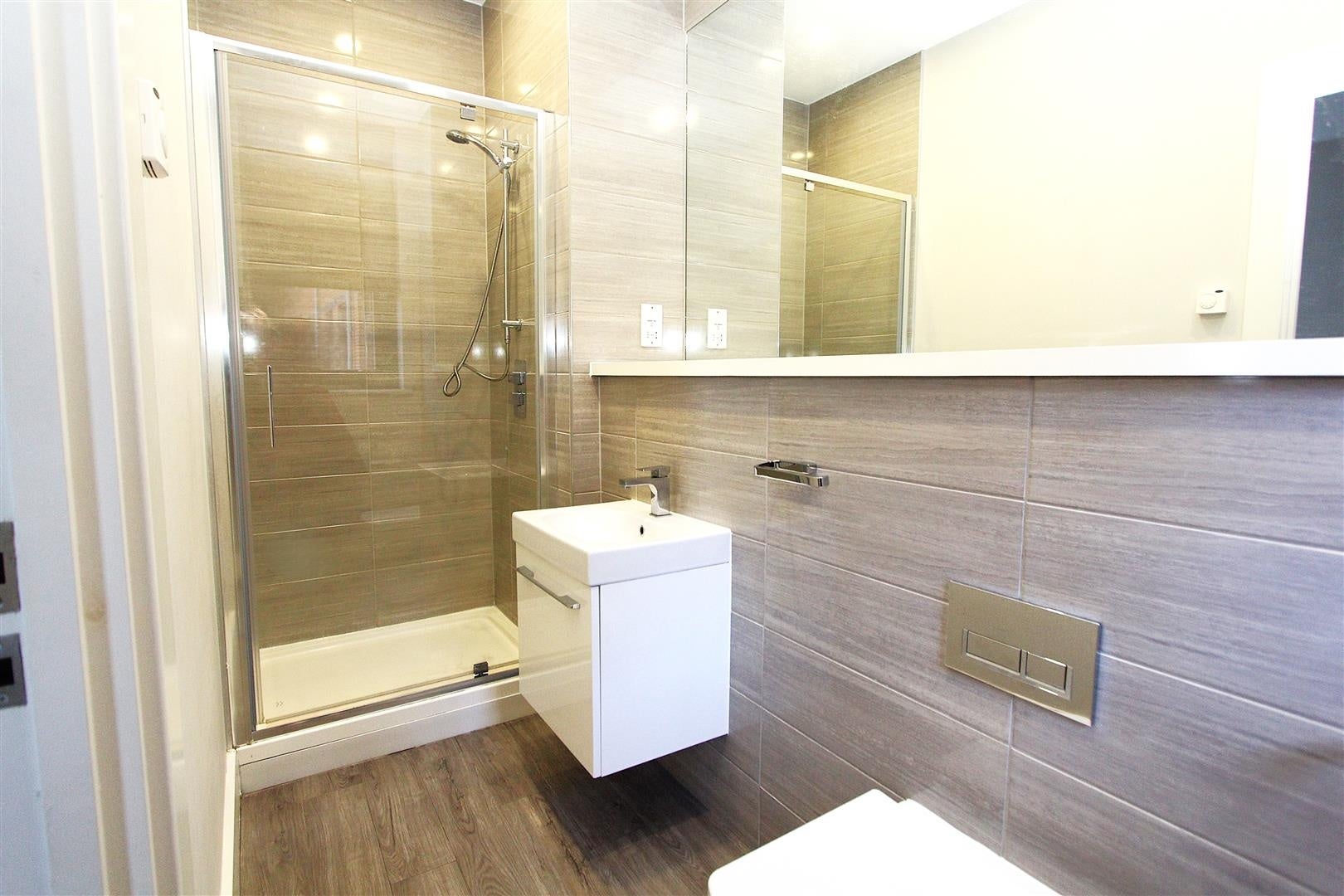Room Dawsons Square in Leeds