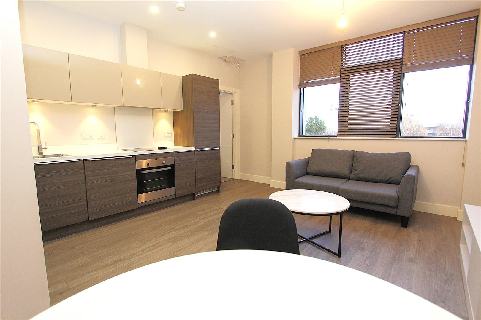 Room Dawsons Square in Leeds