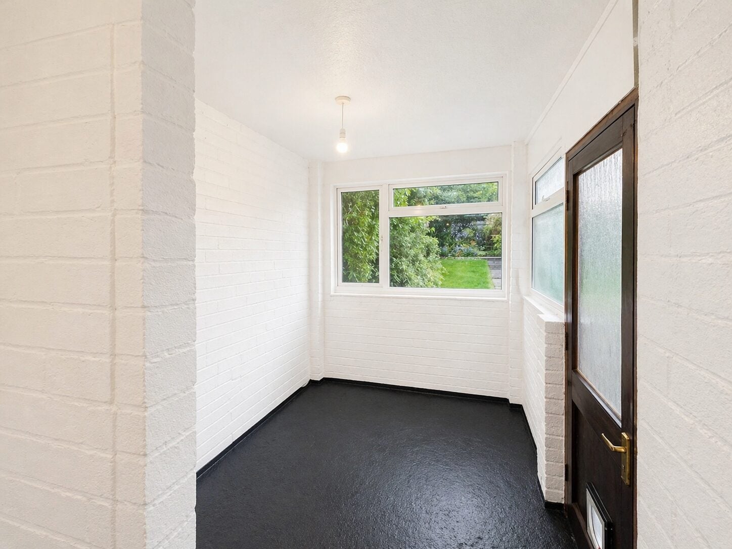 House Deeds Grove in High Wycombe