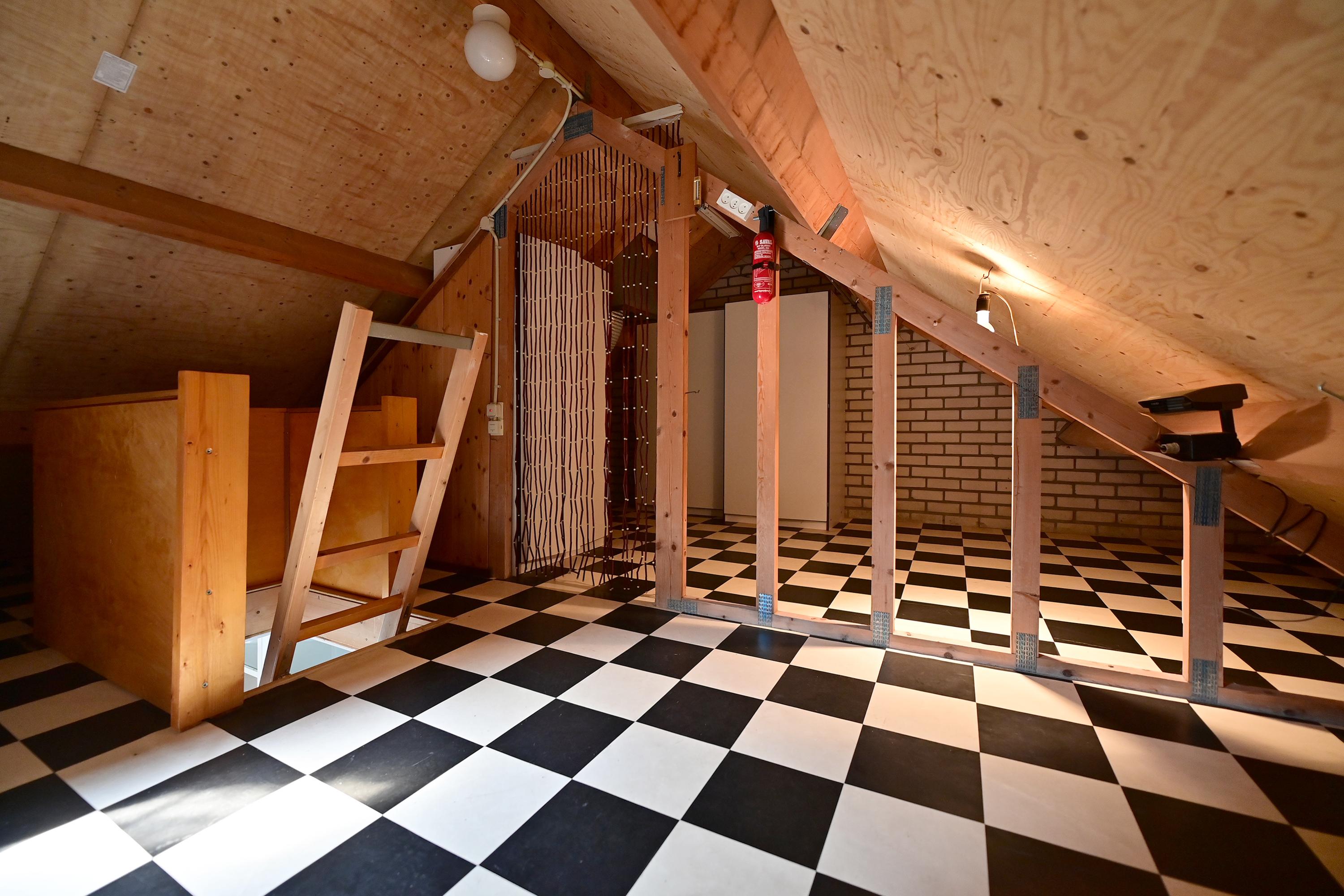 Appartement te koop: Zomerkade 258, Huizen