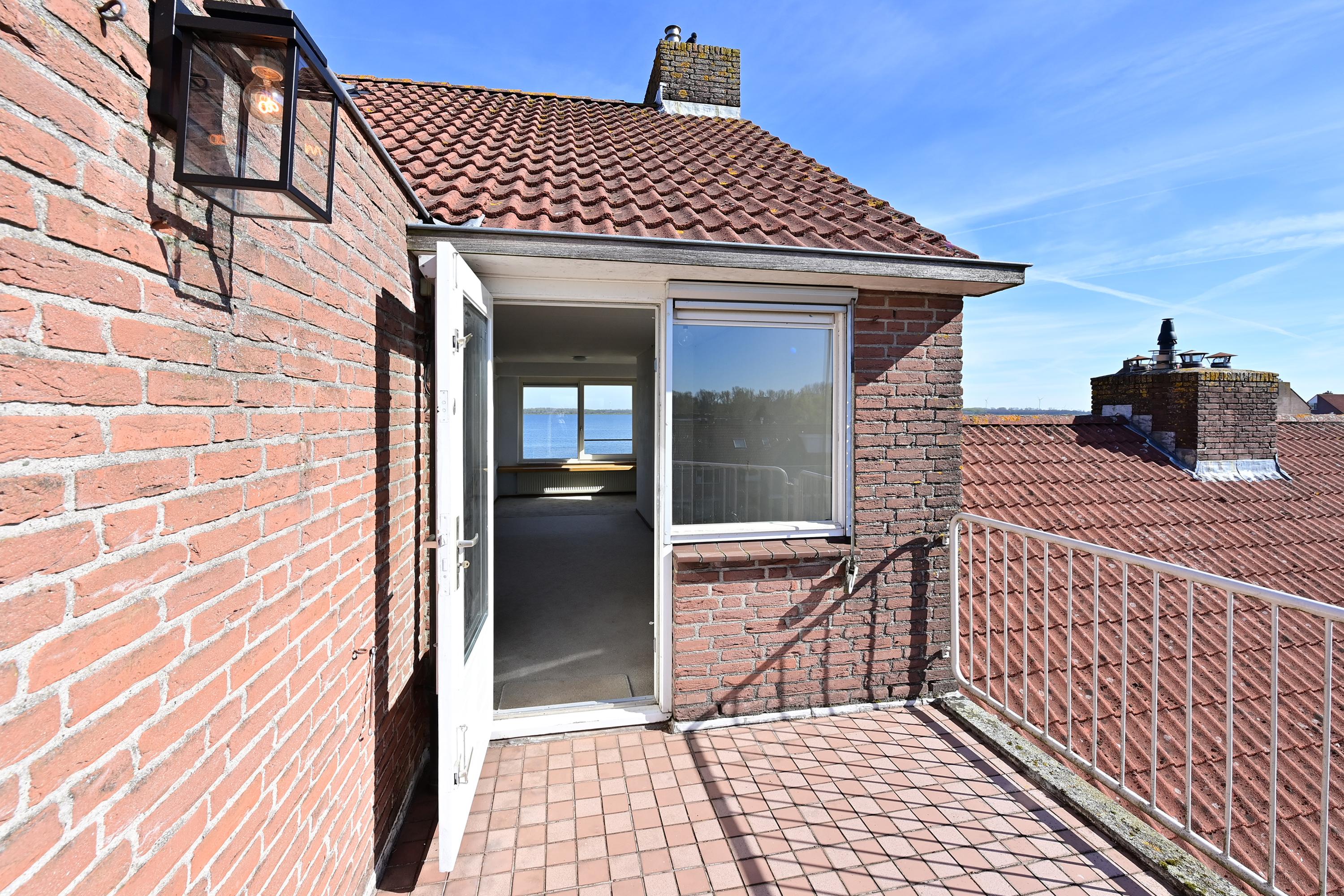Appartement te koop: Zomerkade 258, Huizen