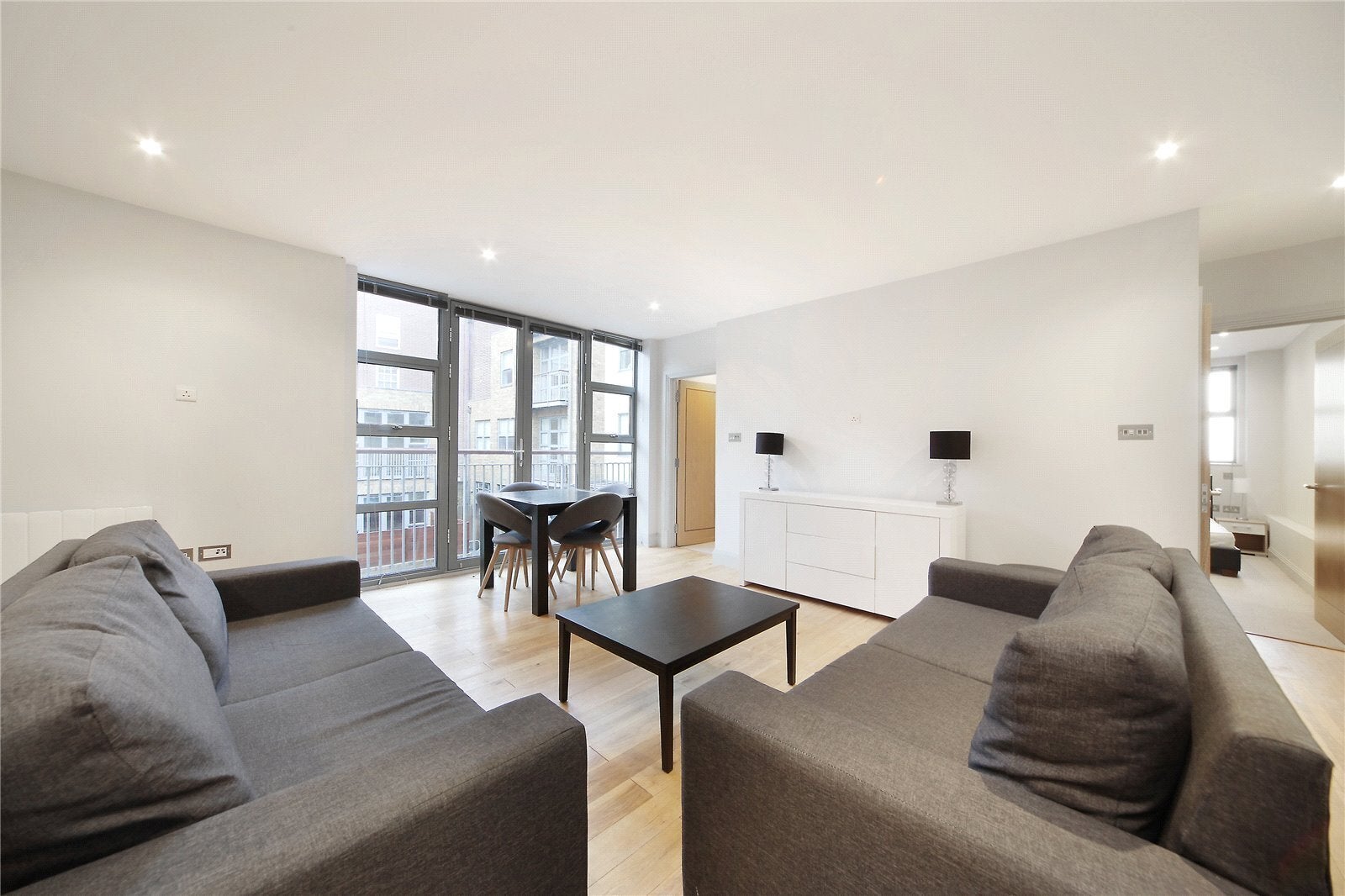 Flat Clyston Street in Greater London