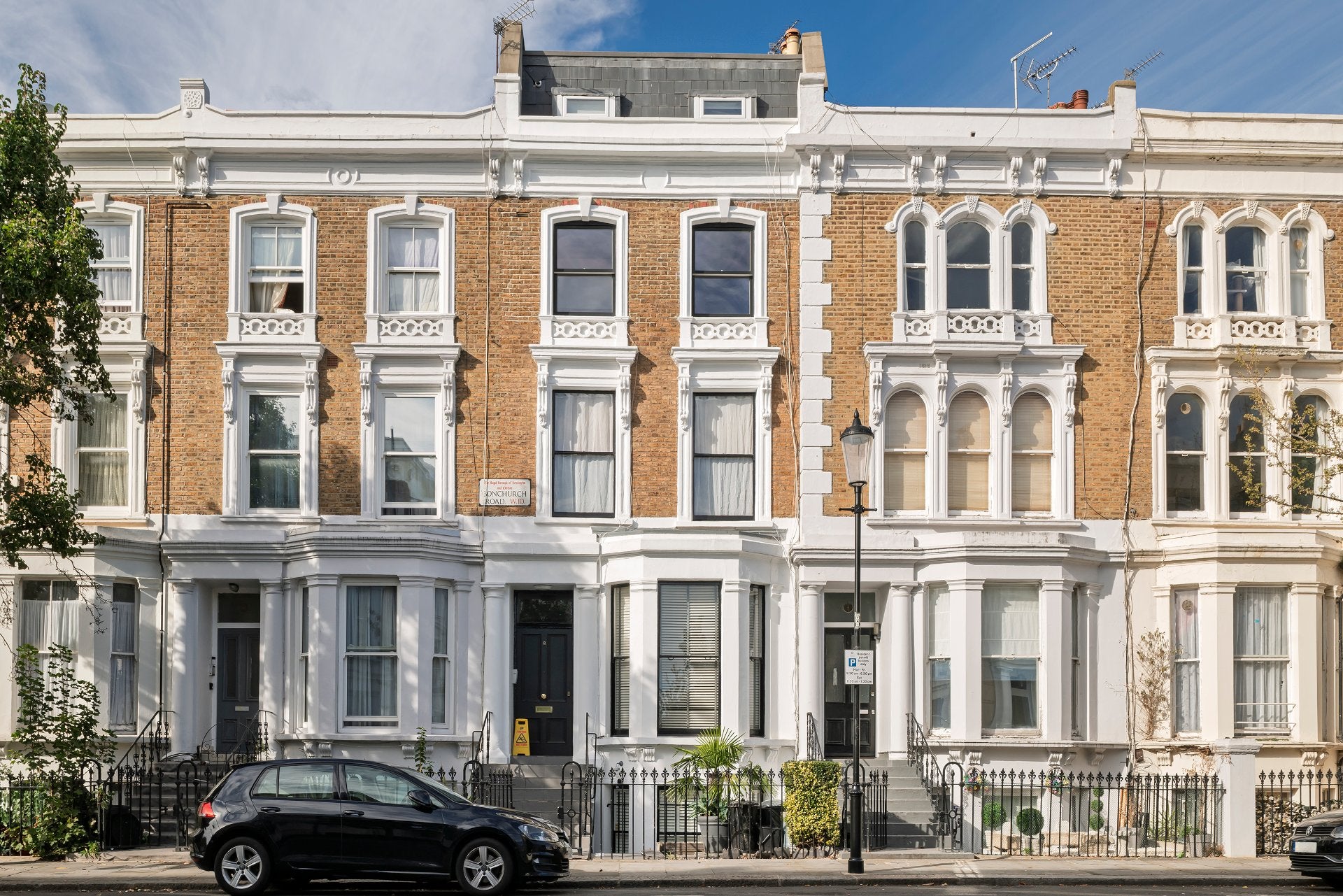 Flat Bonchurch Road in Greater London