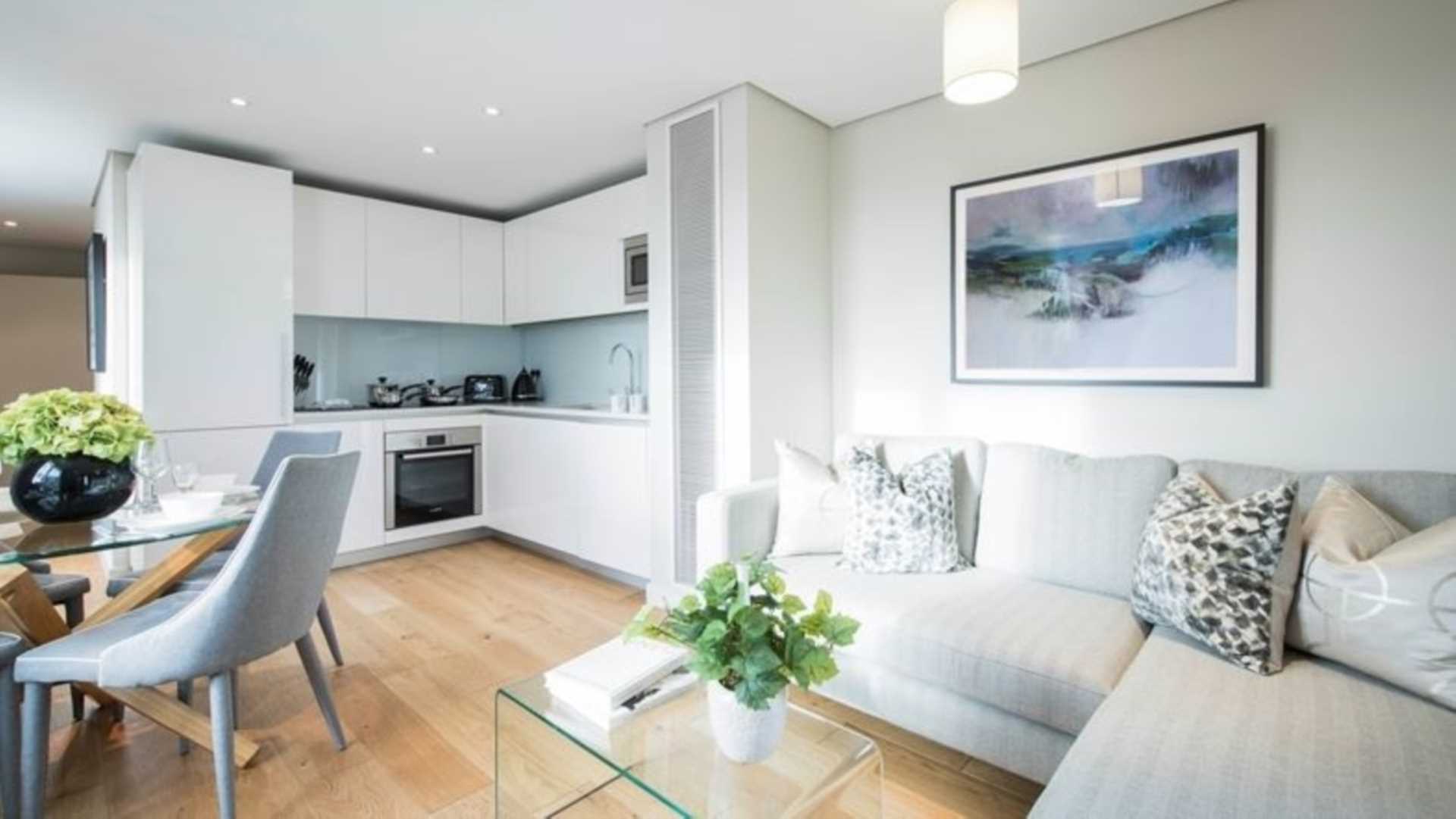 Flat Merchant Square in City of Westminster