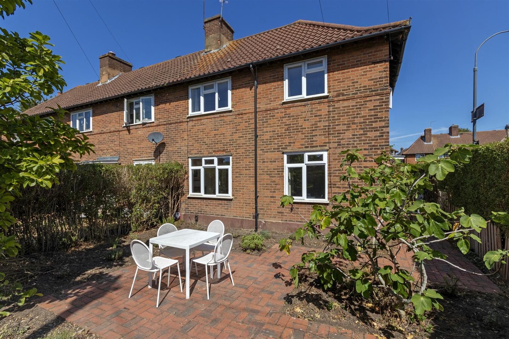 House Bryony Road in Greater London